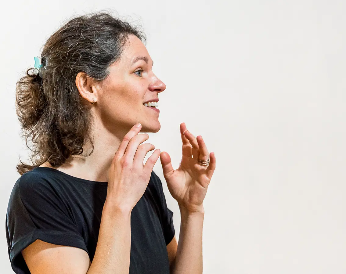 Portrait d'Elodie en atelier